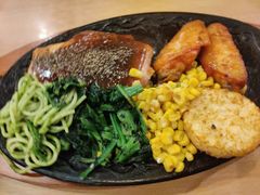 黑椒鸡排配鸡翅-萨莉亚意式餐厅(金隅嘉品mall店)