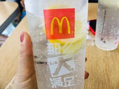 -麦当劳(新城市广场店)