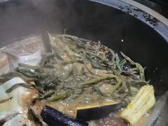 -人民公社铁锅炖·东北菜(卫国道店)