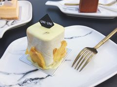 -UNI UNI(环亚凯瑟琳店)