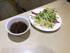 -黑八私房老北京炸酱面