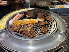 韩式烤肉-鹤江桥·红油牛肉粉(SKP店)