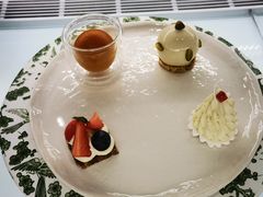 -潮一不贰·法式甜品·生日蛋糕·西式简餐(外滩店)