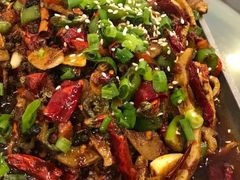 -石磨豆花家常菜·牦牛排土火锅