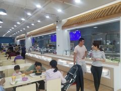 自助取餐区-清华澜园教工餐厅