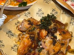 -半吨 Halfton&Friends(车公庙店)