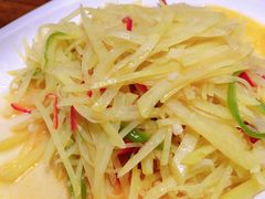酸辣土豆丝-吉香碳烤生蚝(仙霞路店)