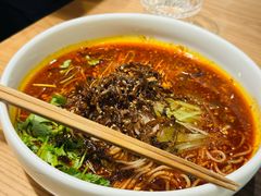 -一坐一忘云南菜(嘉里中心店)