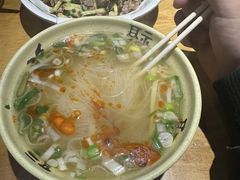 鸡丁米线-虎豹肉合(香港街店)