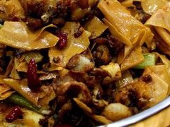 干锅牛杂-阿木怪味牛骨头