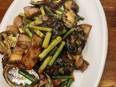 -老东镇啤酒屋海鲜加工·蒸汽海鲜·海鲜烧烤(台东店)