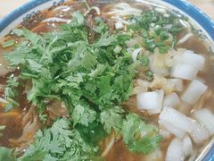 -魏旺湖北正宗牛肉面(硚口公园店)