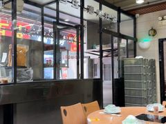 -荣基四海一家·家常菜·海鲜大排档(新安店)