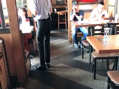 大堂-辣尚瘾·烤鱼·新川菜(交大直营店)