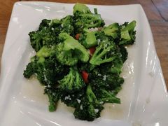 蒜茸西兰花-凤齐羊肉烩面馆