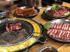 -青瓦炭韩潮烤肉(花园道店)