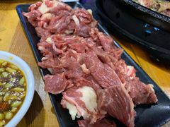 -五指山生态小黄牛(皮皮虾海鲜广场店)