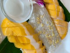 -Dang restaurant (patong phuket)