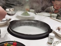-老船夫婚宴婚庆会馆(延吉路店)