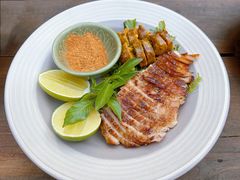 -拾光音乐餐酒吧(告庄星光夜市店)