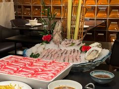 -鲜入唯煮·港式海鲜牛肉火锅(金宝街店)