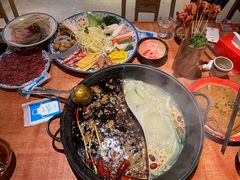 -周小明火锅(黑金冠社区店)