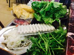 -月圆火锅(宁海东路二店)