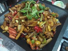 -炭舍干锅·烤鱼(扬名广场店)