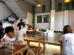 大堂-王胖儿甏肉干饭(总店)