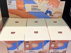 -泡泡玛特POPMART(上海环球港店)