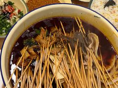 -拈签一笑黄牛肉辣卤串串