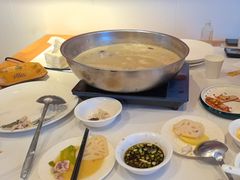 -颜氏双江清水鱼一养身火锅(磁器口店)