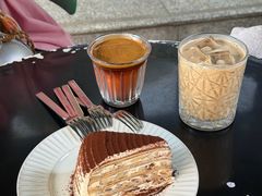 -Be Lived Cafe比例咖啡(摩天轮店)