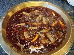 -小天鹅火锅·一线江景洪鼎旗舰店(洪崖洞店)