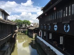 -小草屋轰趴馆别墅派对新场团建家庭聚会