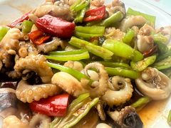 -巧克力渔家.小船海鲜胶东菜(万平口店)