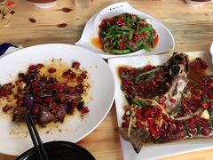 -农夫人家餐饮