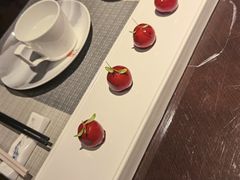 -江上荟·创意中国菜(绿地缤纷城店)