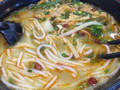 -螺小胖柳州螺蛳粉(钟楼总店)