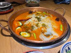 -洱火云南酸菜牛肉火锅(石景山当代商城店)