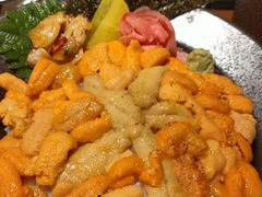 三色海胆饭-魔丼屋(日月光店)