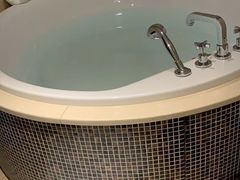 -青岛海尔洲际酒店