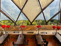 -怀托摩萤火虫洞