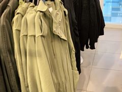 -H&M(鹏欣水游城店)