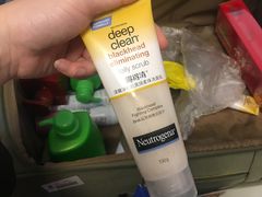 露得清洗面乳-万宁(新城市广场店)