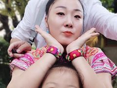 -Chom Cafe and Restaurant