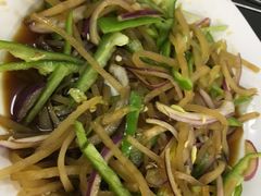 -清真磊磊烧烤老店(饮虎池街34号店)