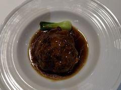 红烧狮子头-东兴楼饭庄(六里桥店)