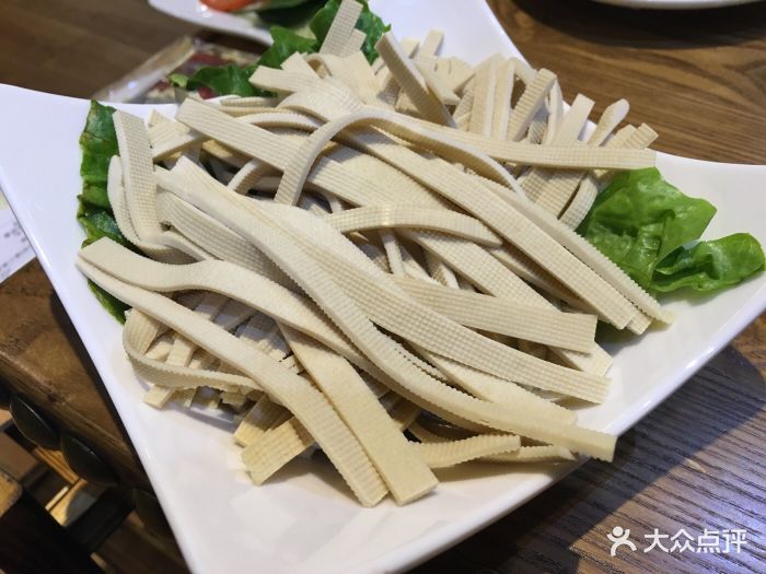 牛约潮汕鲜牛肉火锅千张图片