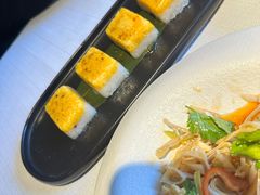 -鲜入唯煮·港式海鲜牛肉火锅(金宝街店)